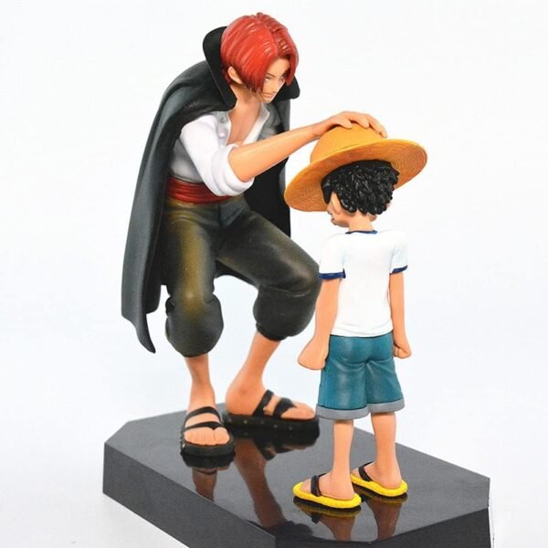 Figurin One Piece Luffy Shanks 4