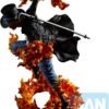 Figurine One Piece Luffy Ace Sabo sur un Canapé 5